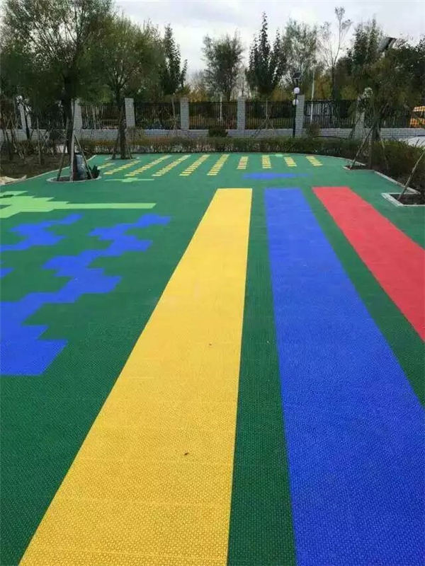 悬浮拼装地板2