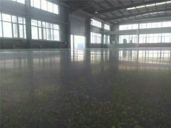 金刚砂渗透固化地坪5